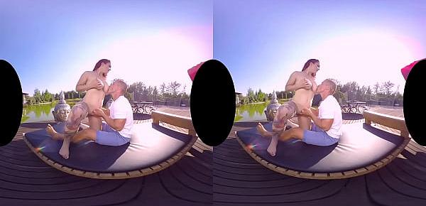  Mary Rider&039;s outdoor tropical VR sex